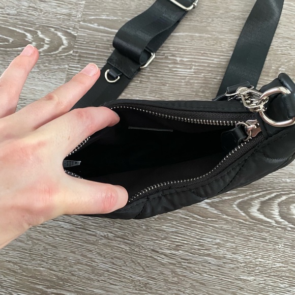 Black nylon shoulder bag - Picture 2 of 3